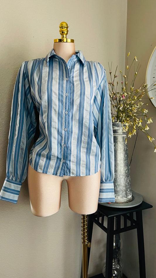LIGHT BLUE STRIPES TSHIRT