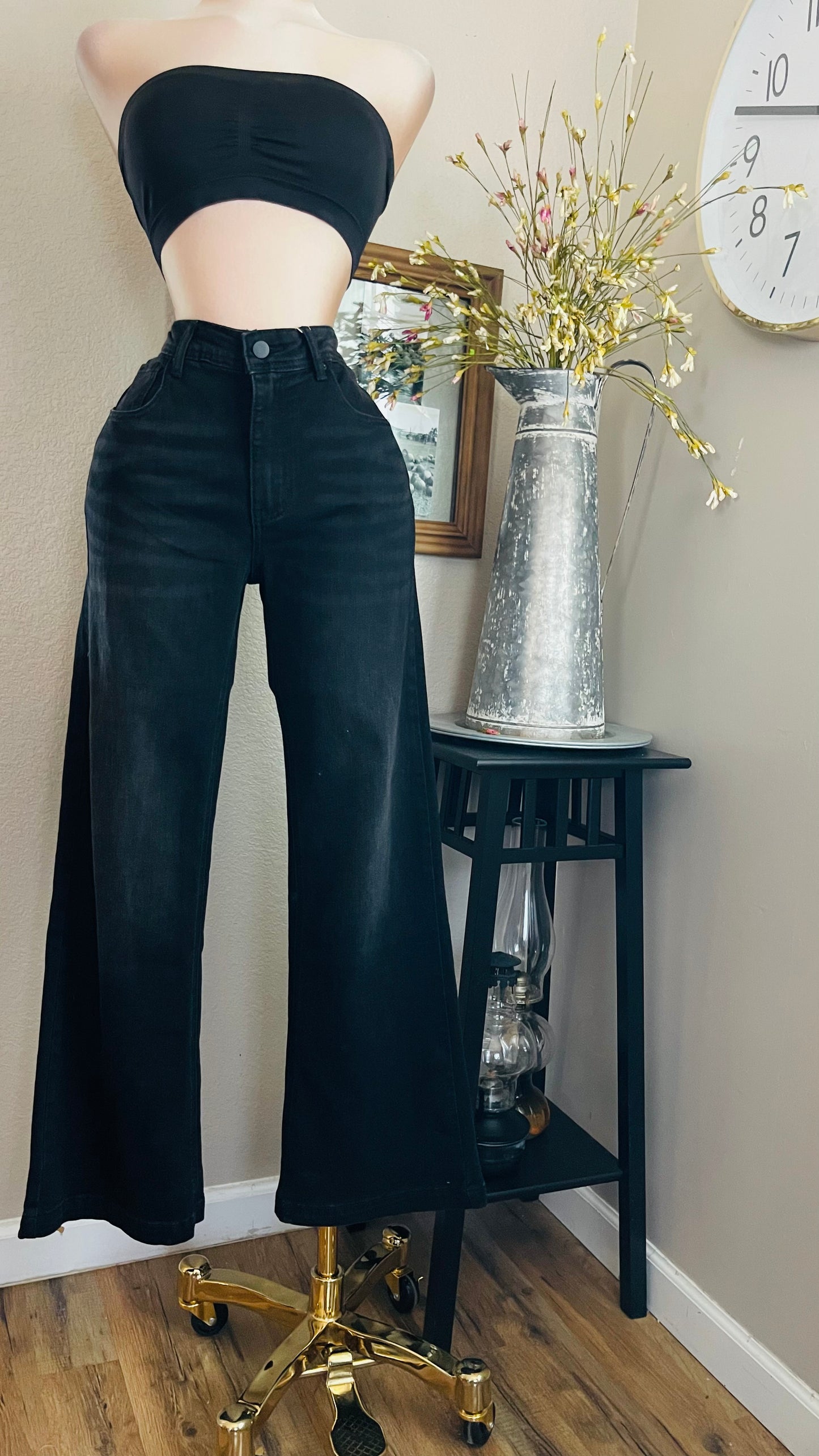 BLACK PANTS