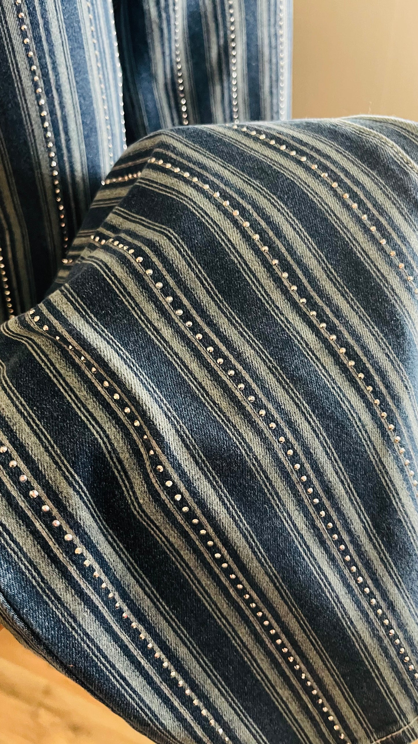 WIDE LEG W/ STRIPES- RHINESTONES