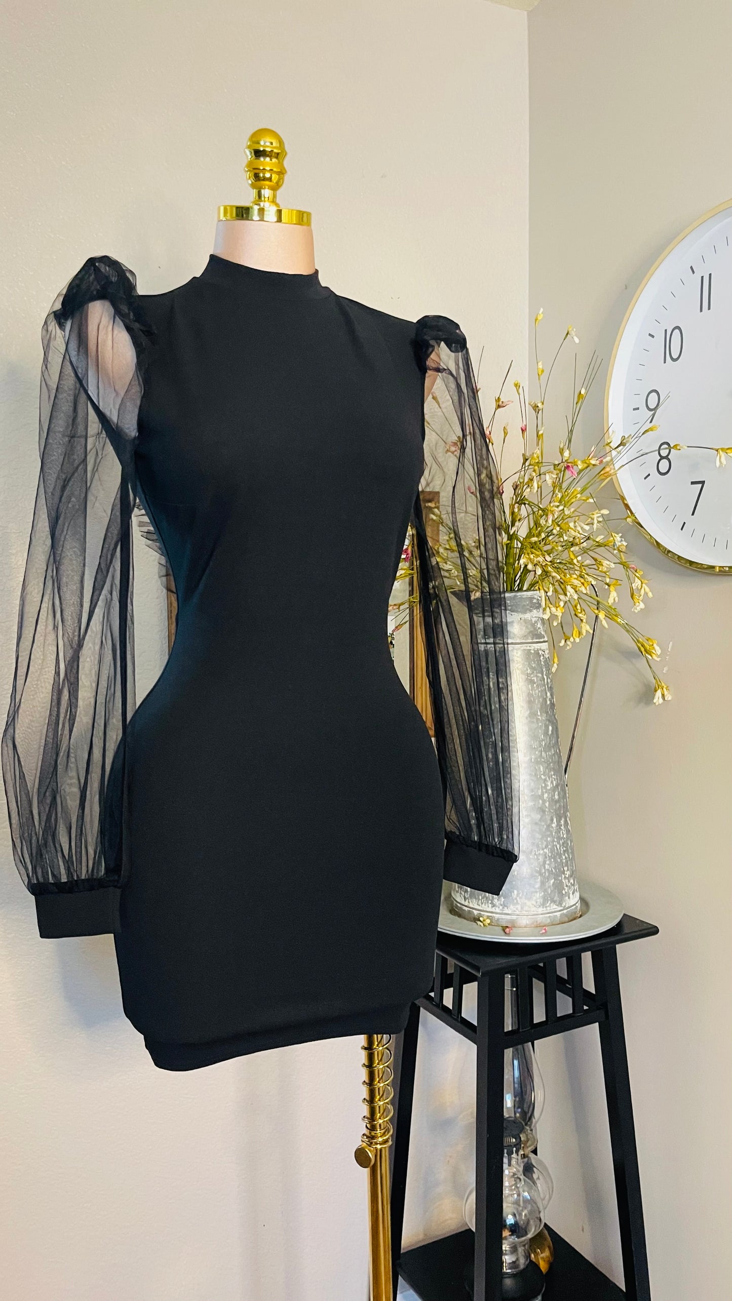 MESH LONG SLEEVE DRESS