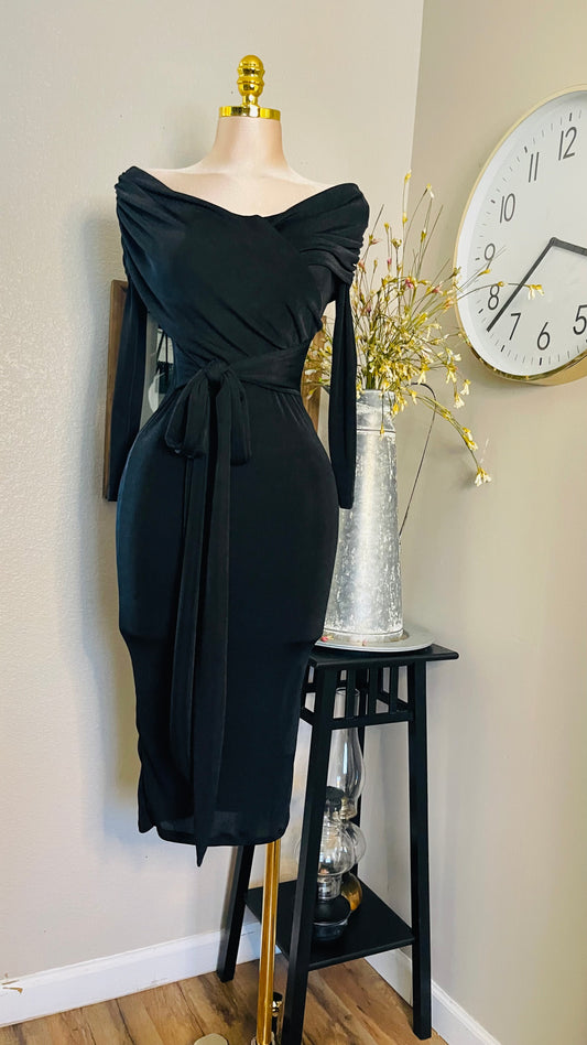 SHOULDERS OFF DRESS