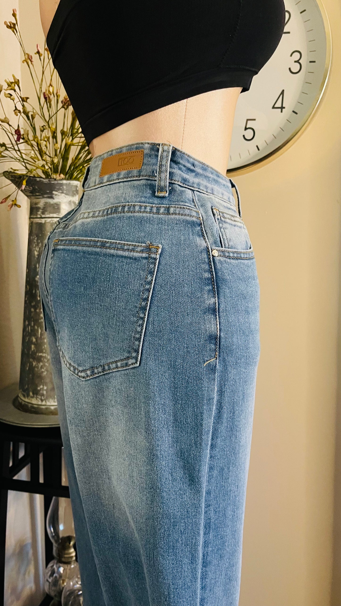 TURN UPS JEANS
