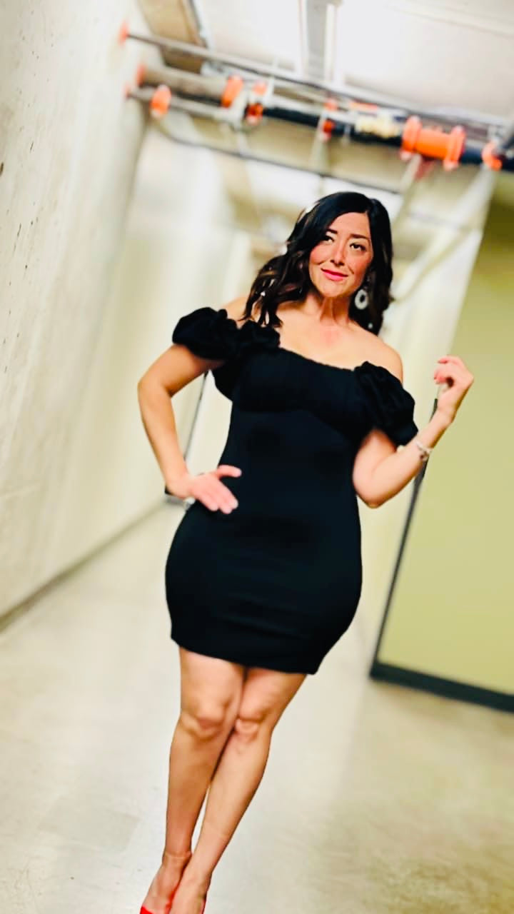 VESTIDO FUERA DE HOMBROS