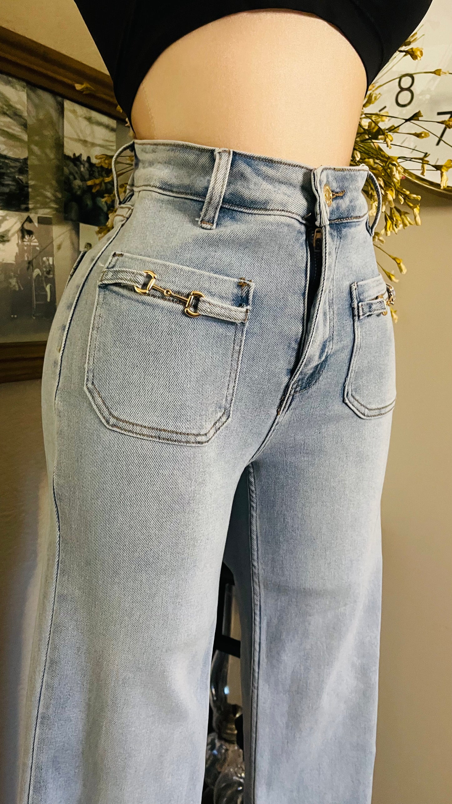 FRONT POCKETS JEANS