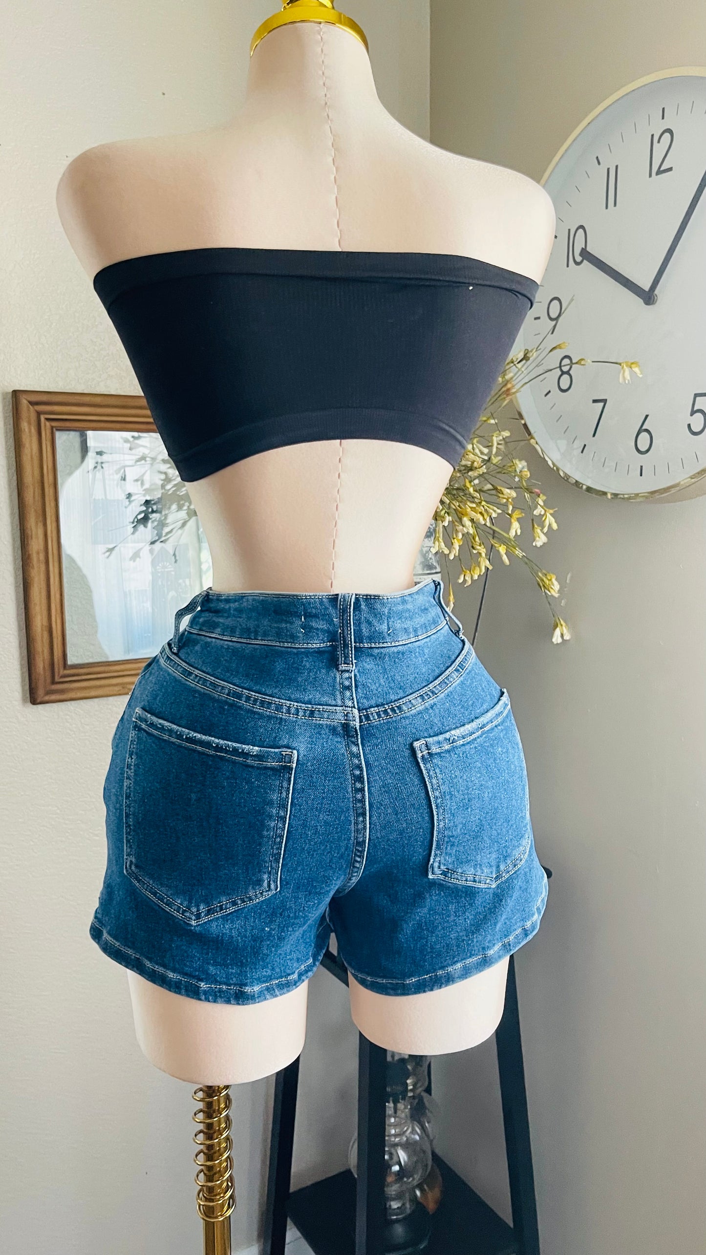 MINI SHORT