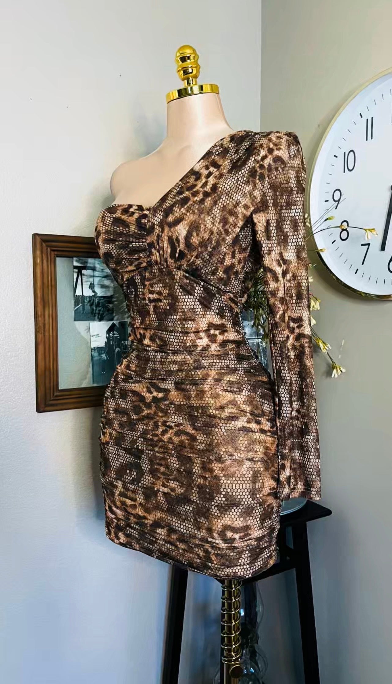 ANIMAL PRINT MINI DRESS