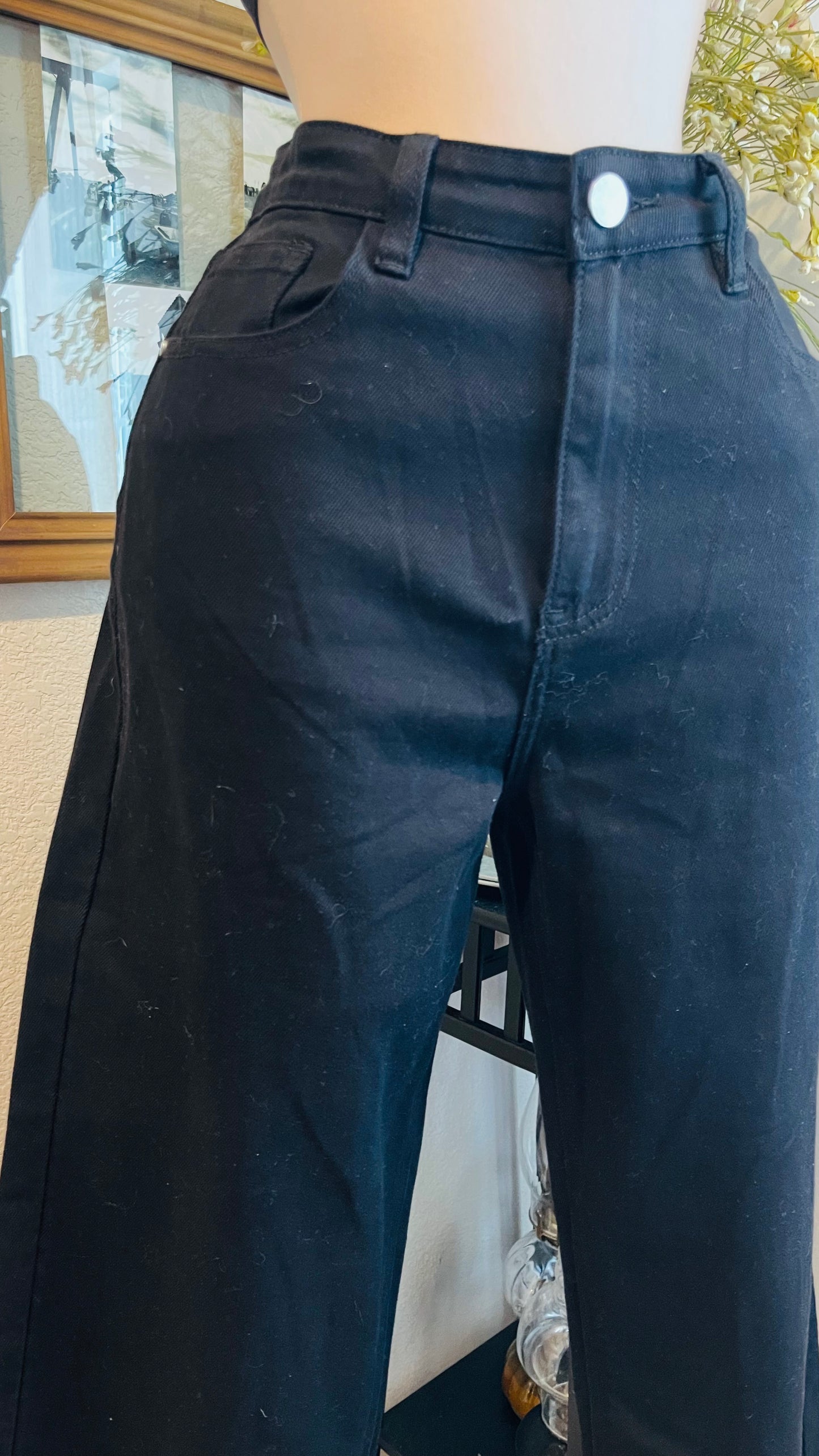 BLACK PANTS