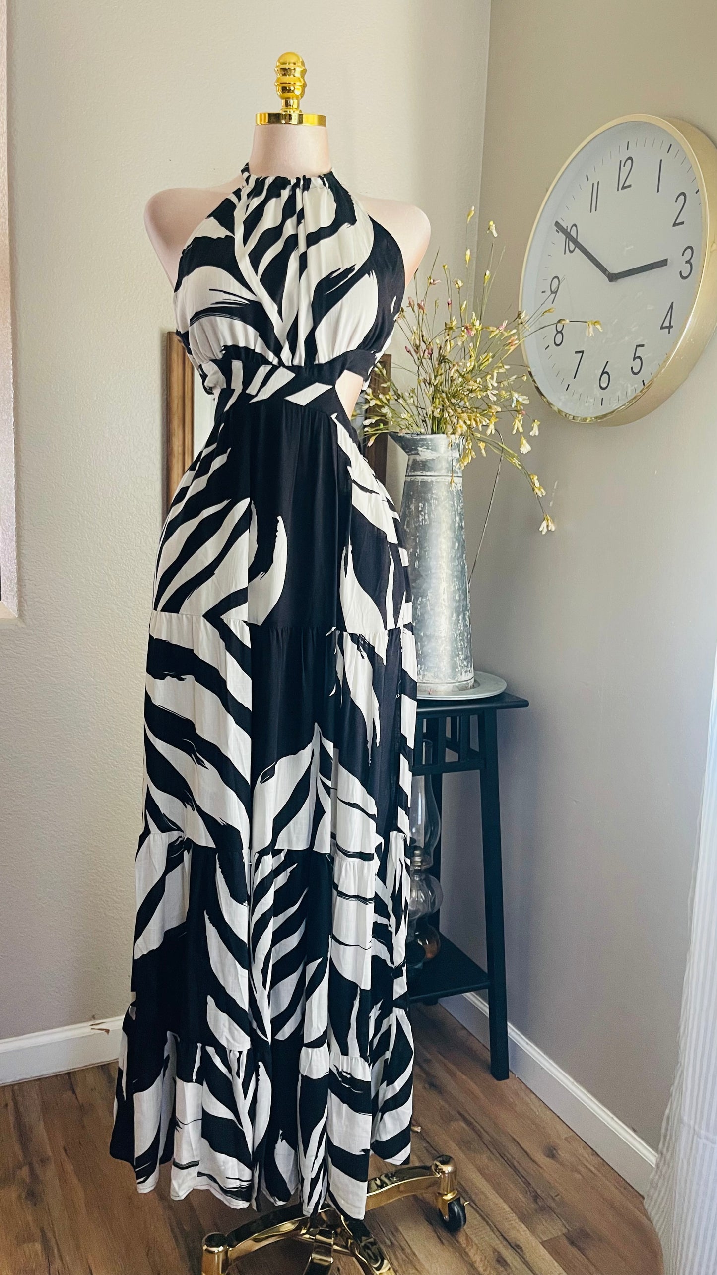 BLACK FLORAL LONG DRESS
