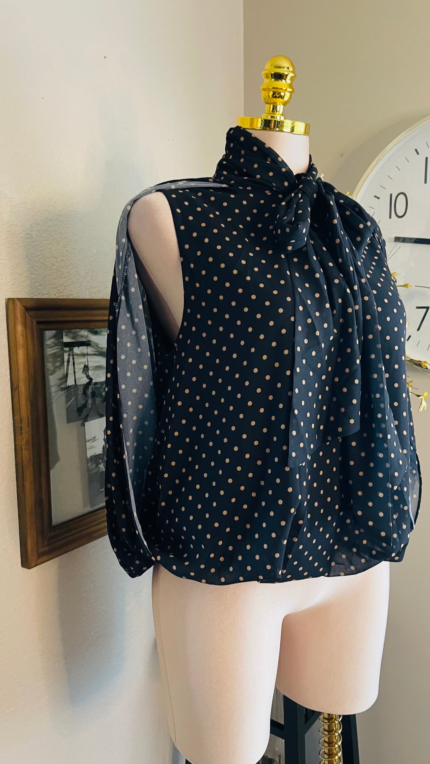 RIBBON BLACK TOP