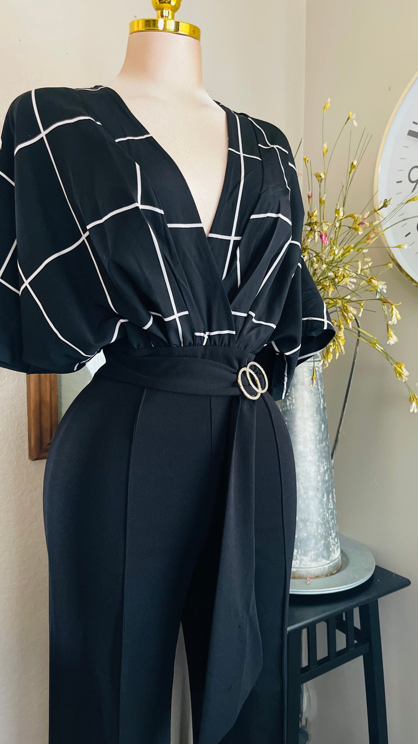 WHITE SQUARE JUMPSUIT
