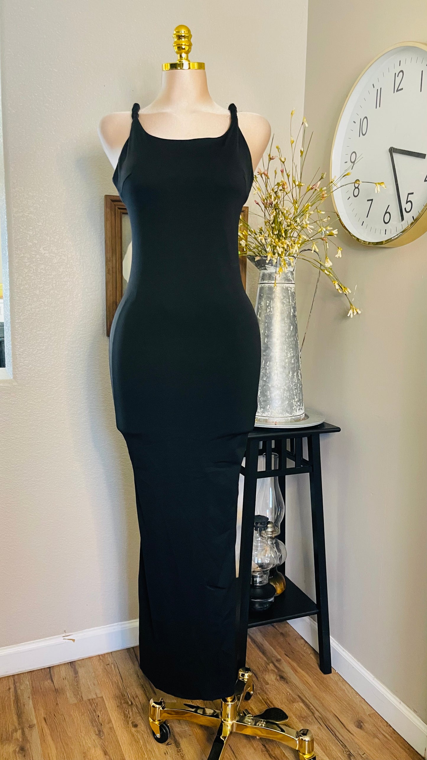 TWIST SHOULDERS LONG DRESS