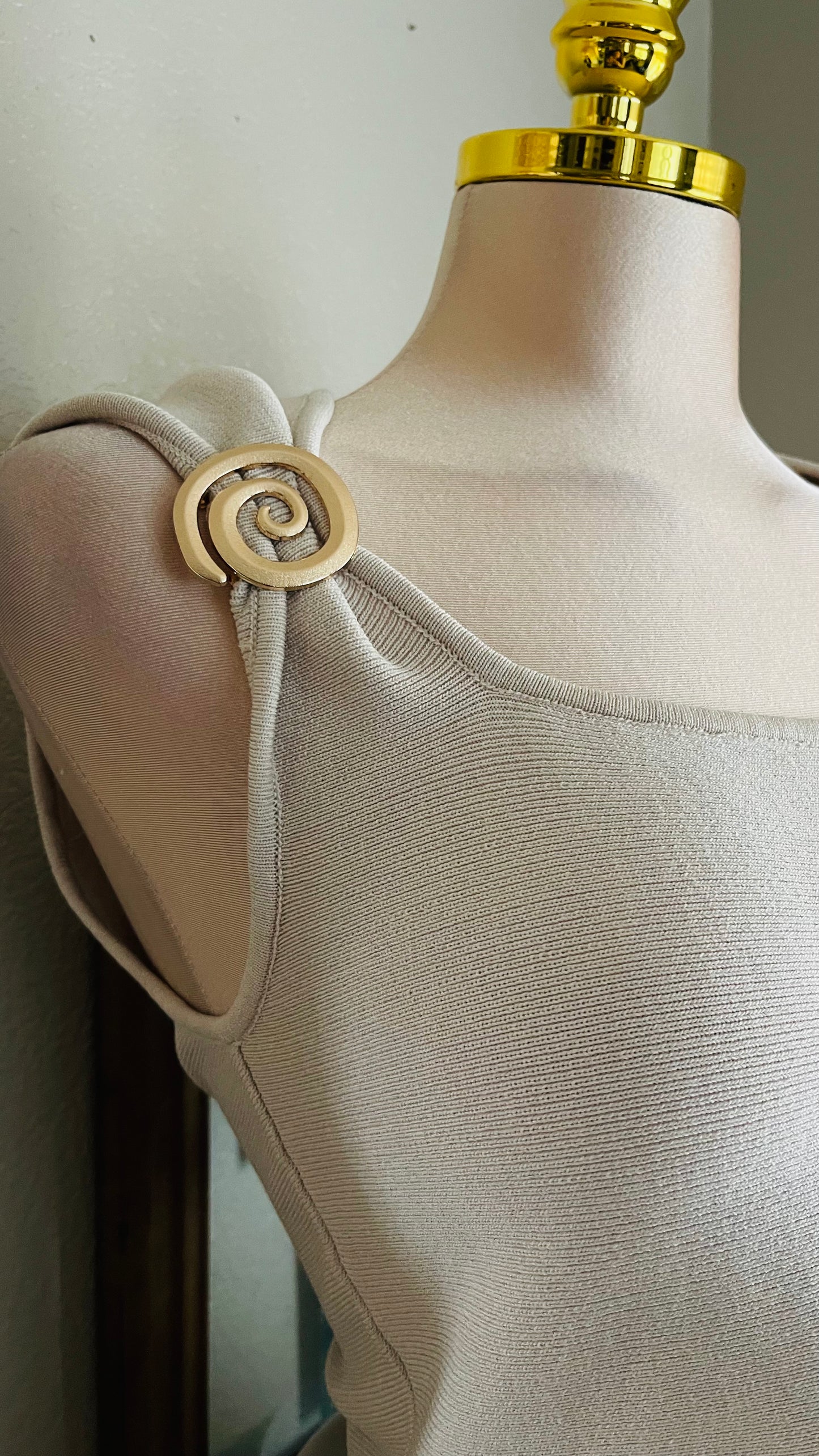 ALMOND COLOR RUFFLE TOP