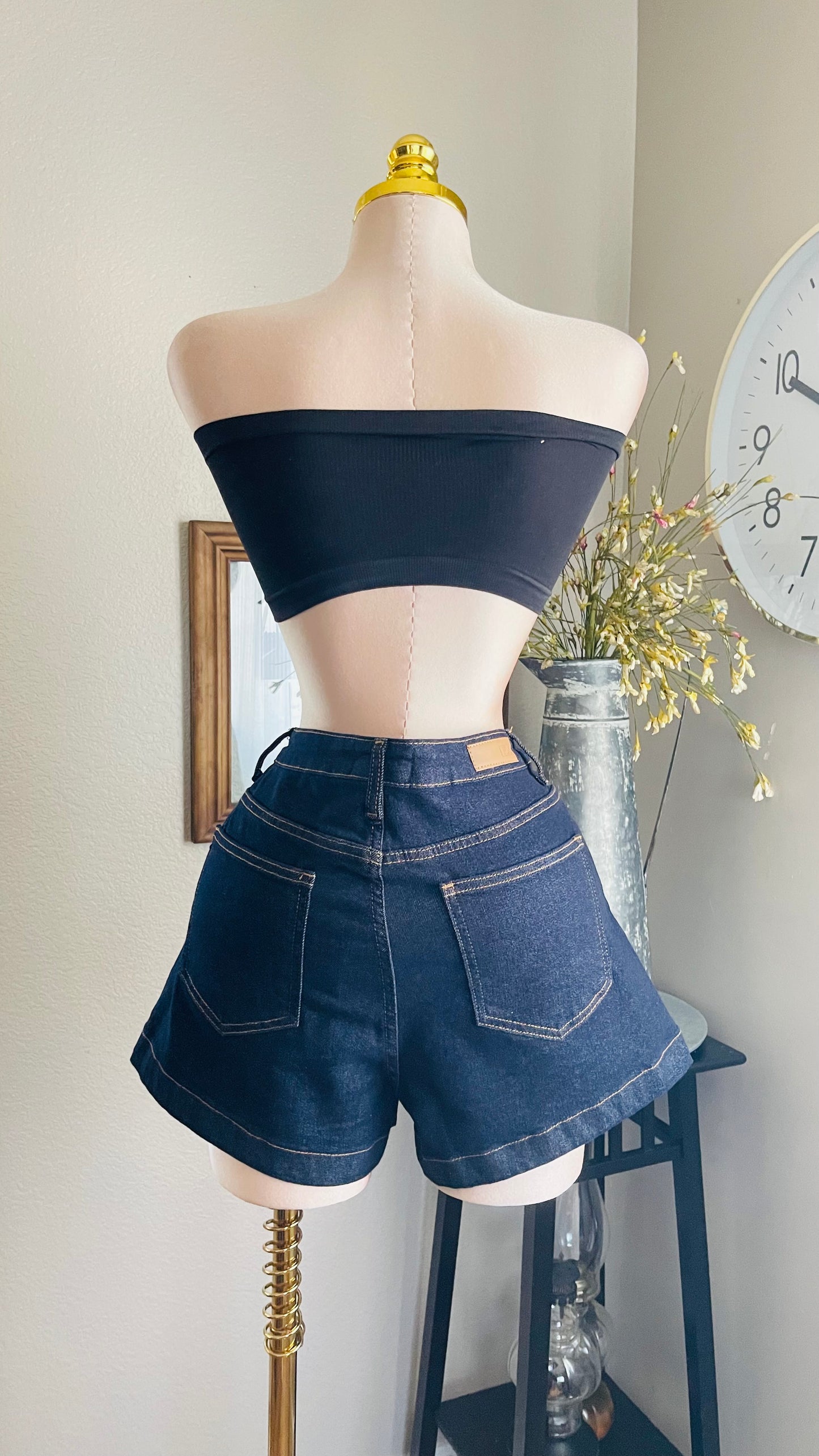 DARK JEAN SHORT