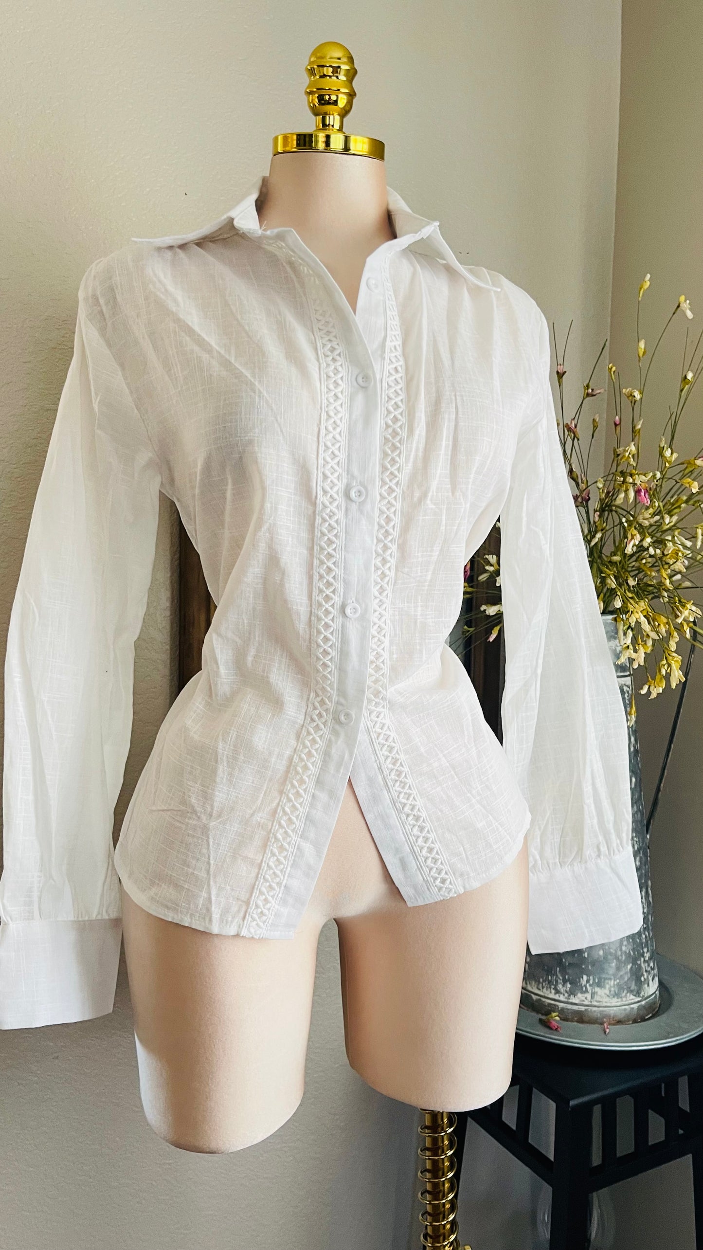 WHITE TOP