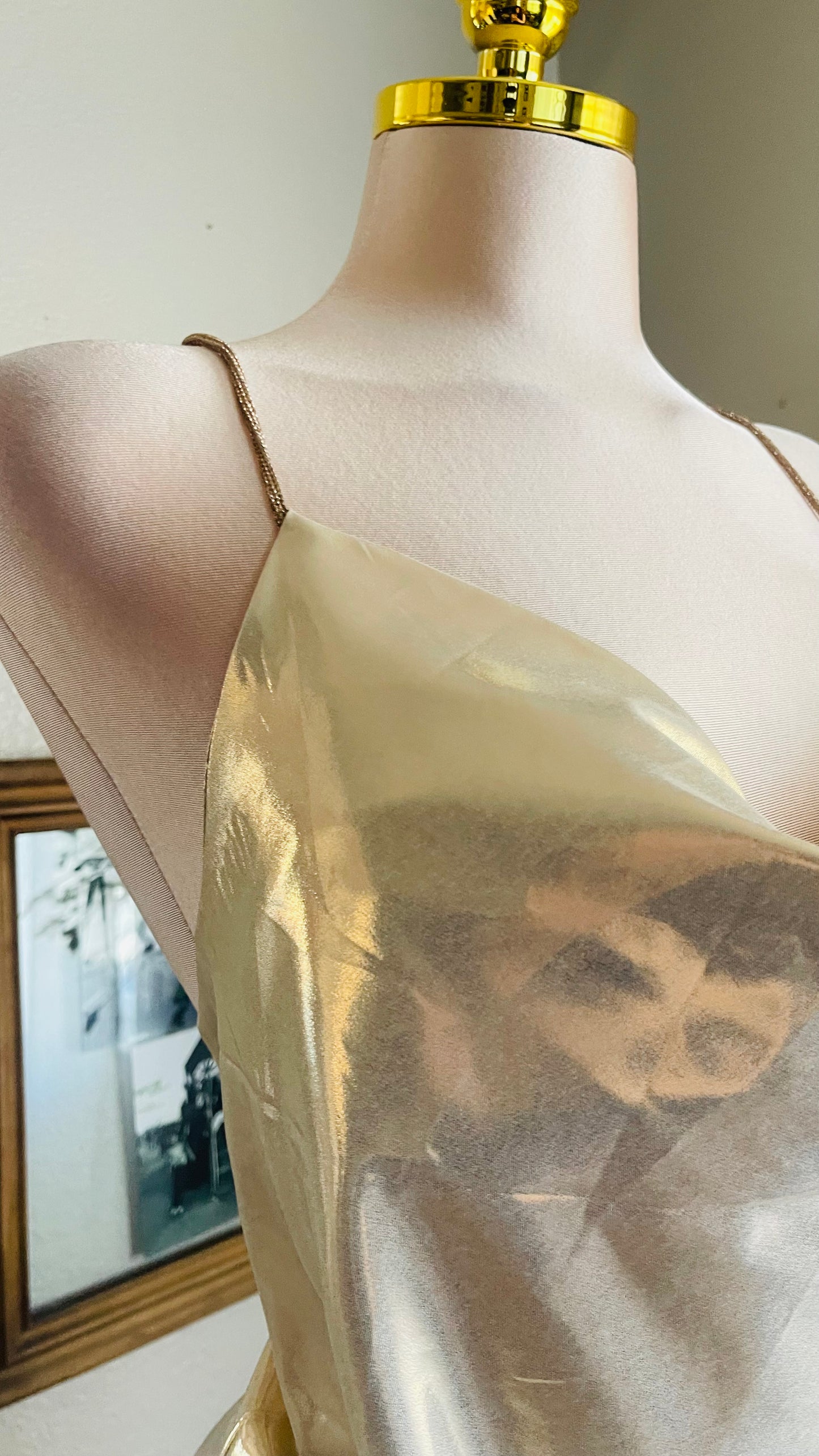 METALLIC GOLD TOP