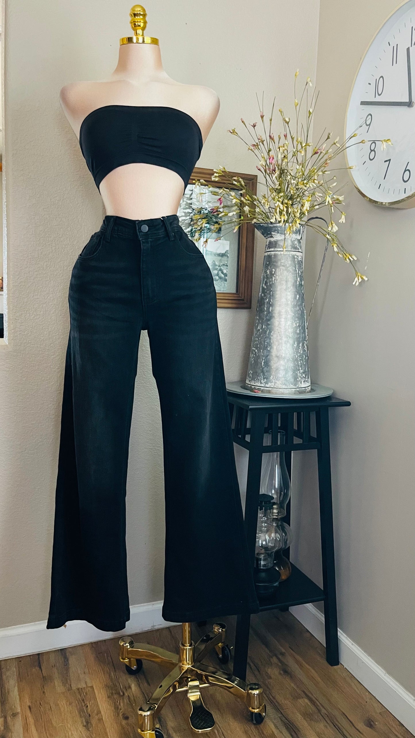 BLACK PANTS