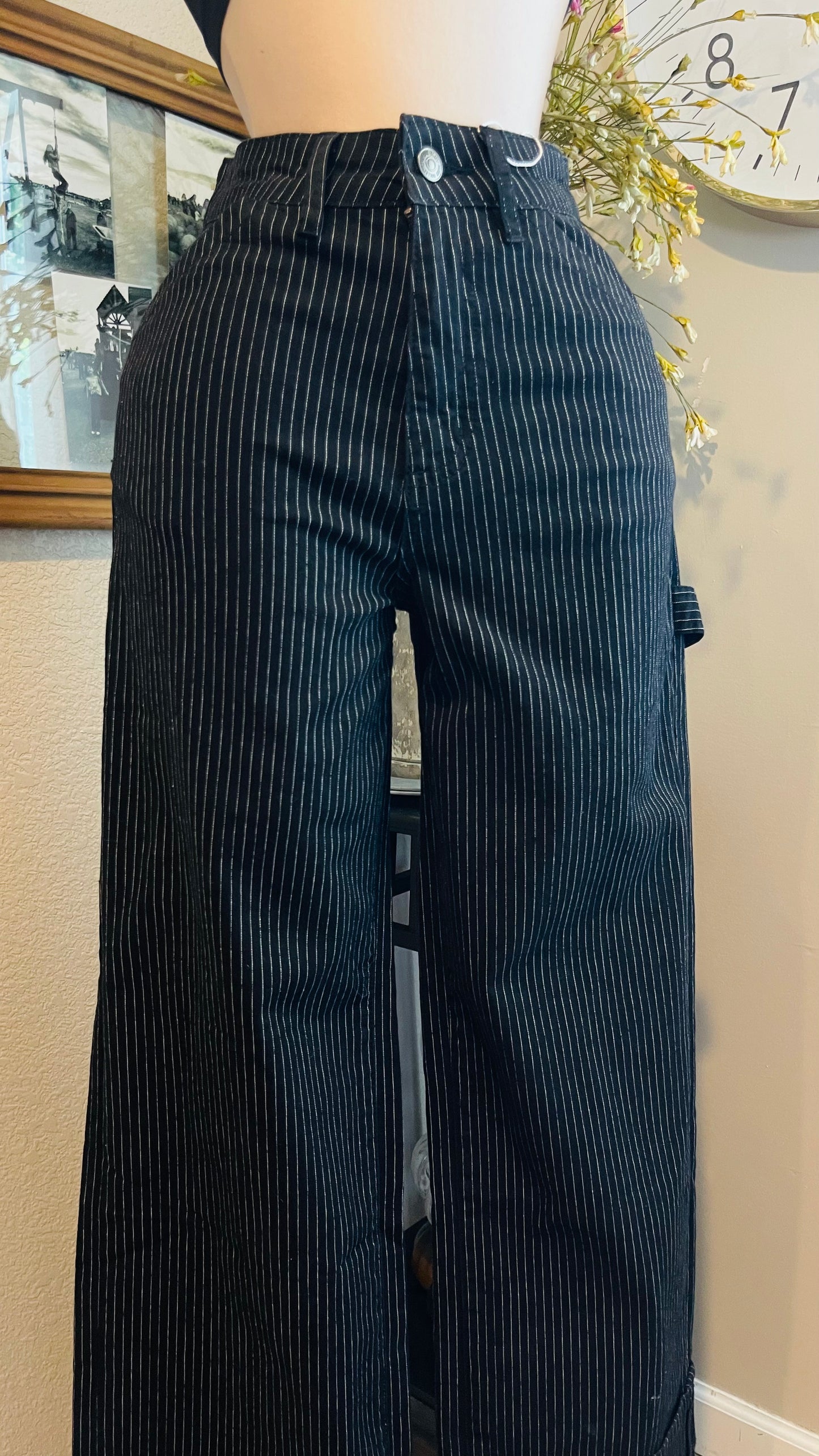 WHITE STRIPES PANTS