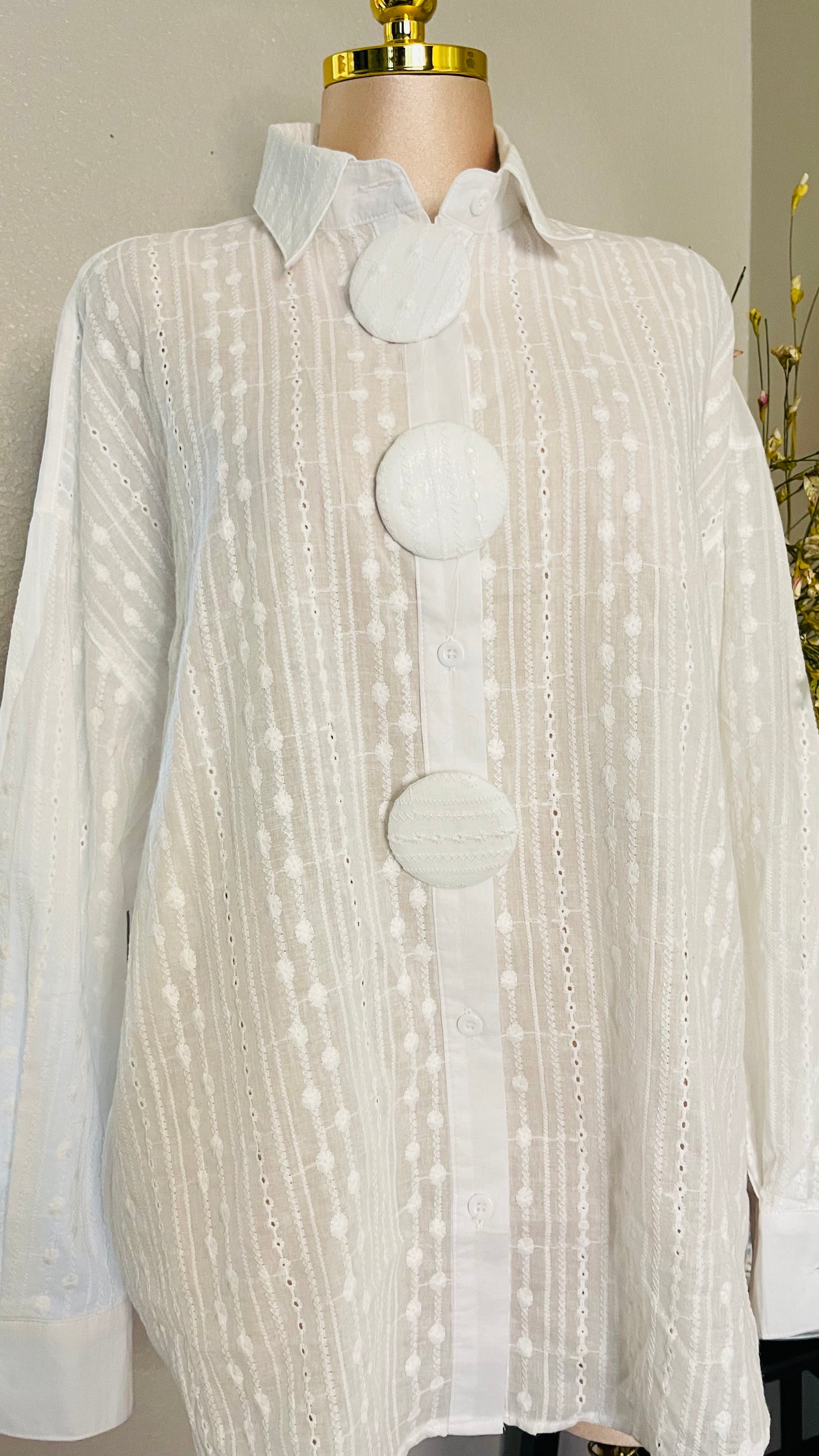 3BIG BUTTONS TOP