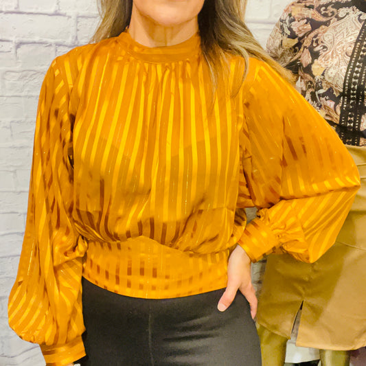 BLUSA CORTA