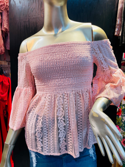BLUSA A LOS HOMBROS