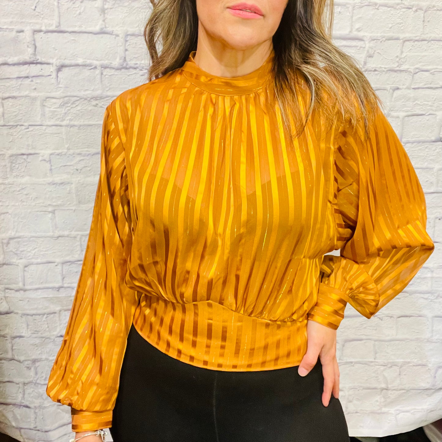 BLUSA CORTA