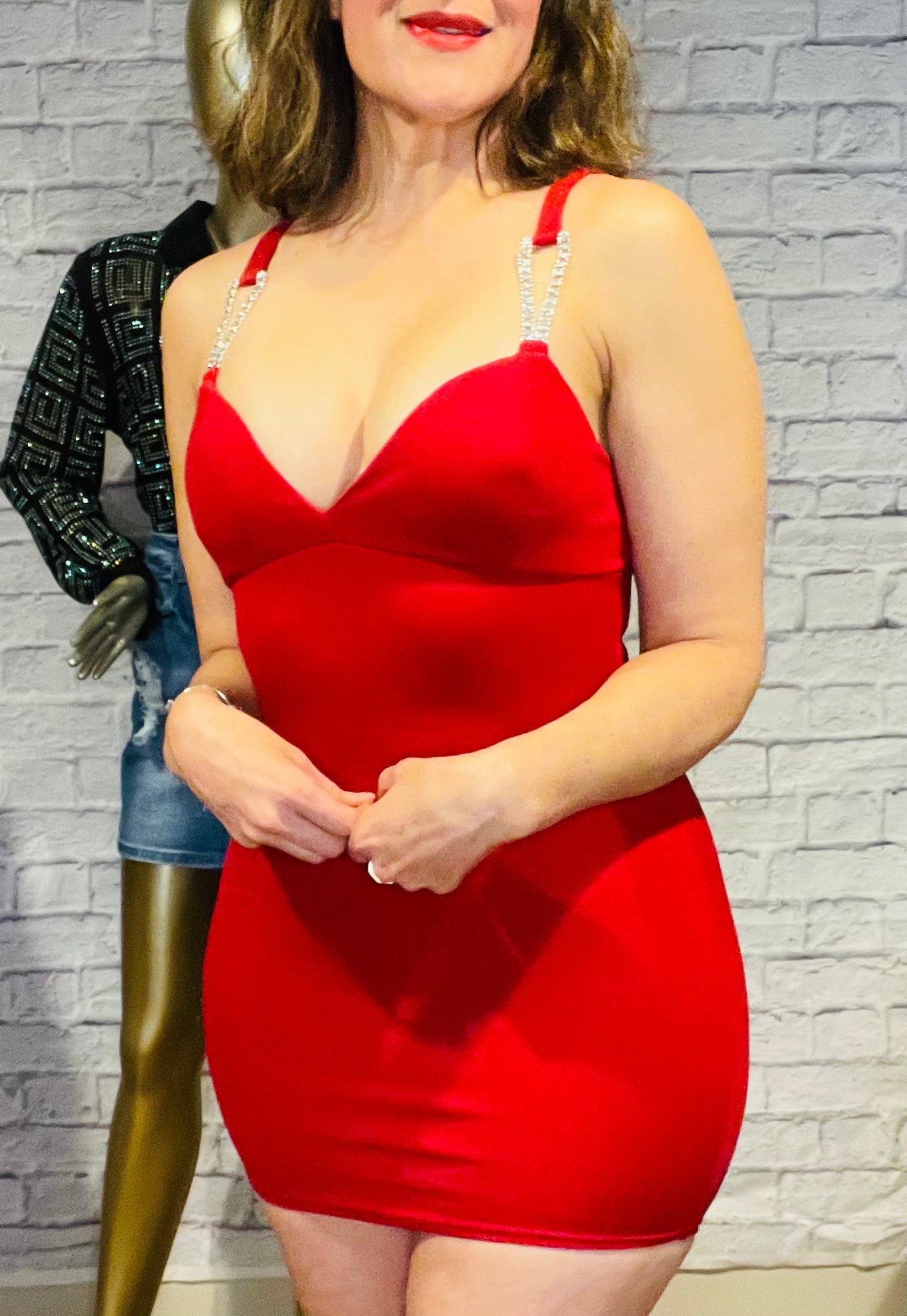 VESTIDO ROJO INTENSO