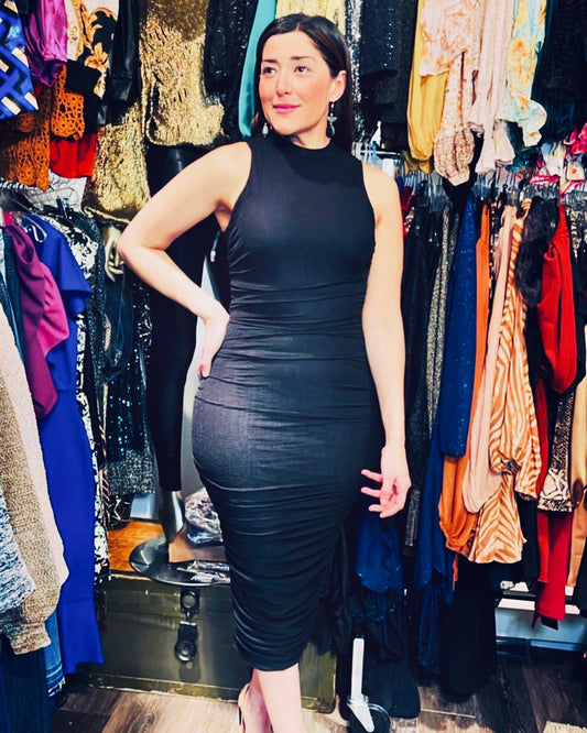 VESTIDO CUELLO ALTO